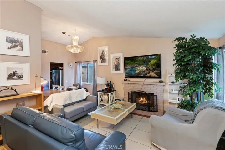 156 S Loretta, Rialto, California 92376