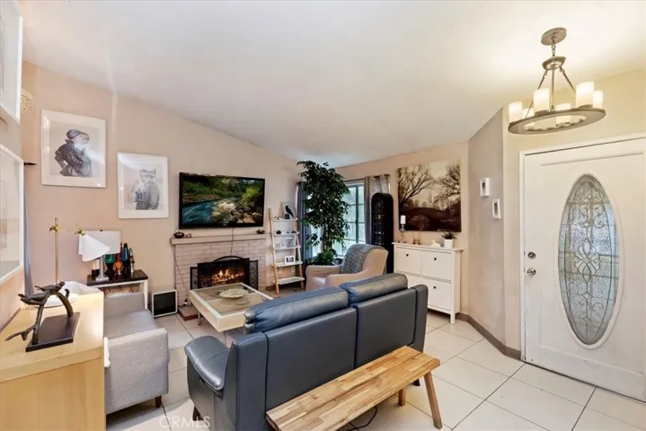 156 S Loretta, Rialto, California 92376