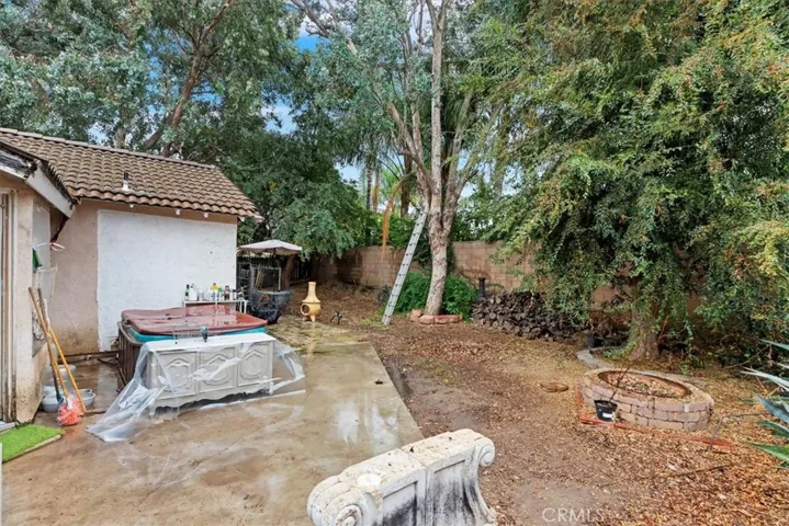 156 S Loretta, Rialto, California 92376