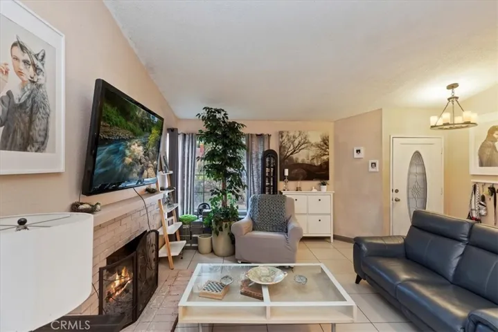 156 S Loretta, Rialto, California 92376