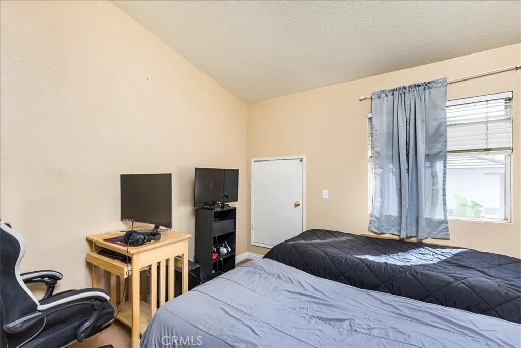 22890 Timber, Wildomar, California 92595 home-pic-23