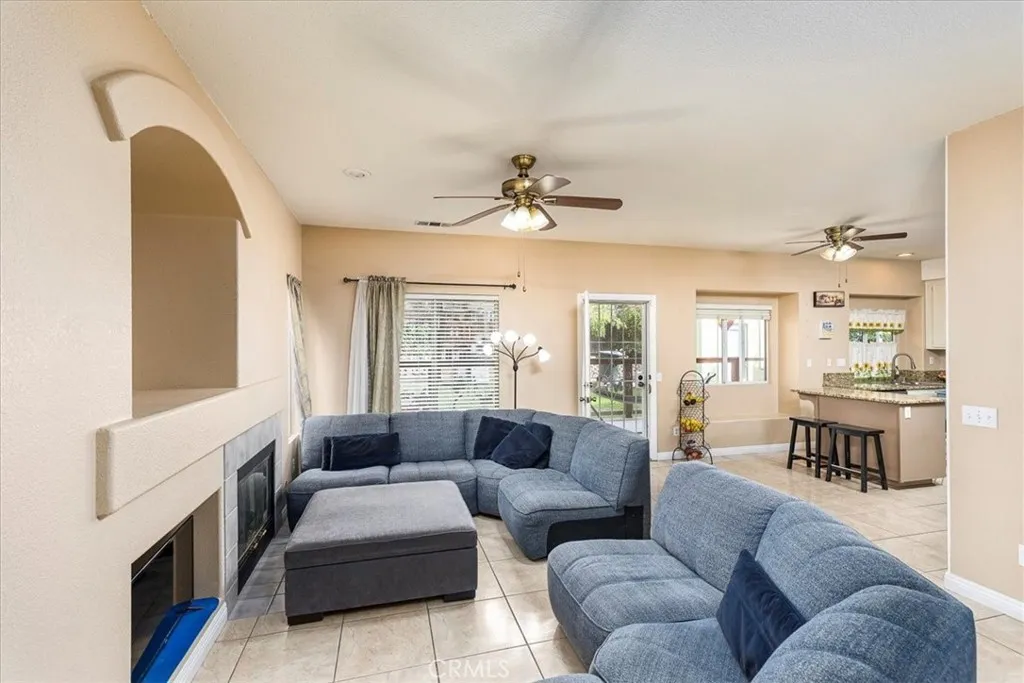 22890 Timber, Wildomar, California 92595 home-pic-8