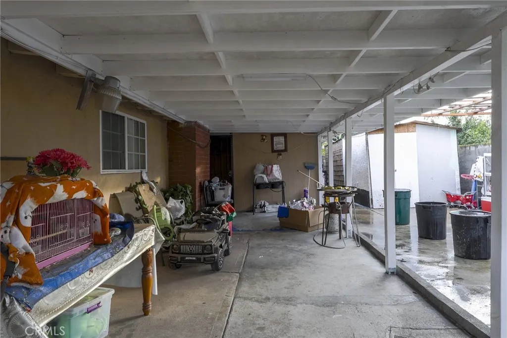 2310 S Olive, Santa Ana, California 92707 home-pic-10