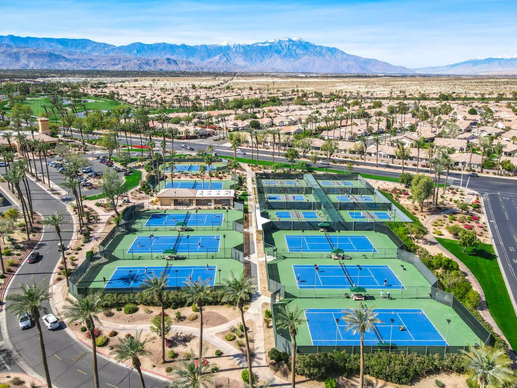 35401 Staccato Street, Palm Desert, California 92211 home-pic-59
