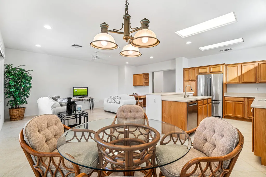 35401 Staccato Street, Palm Desert, California 92211 home-pic-17