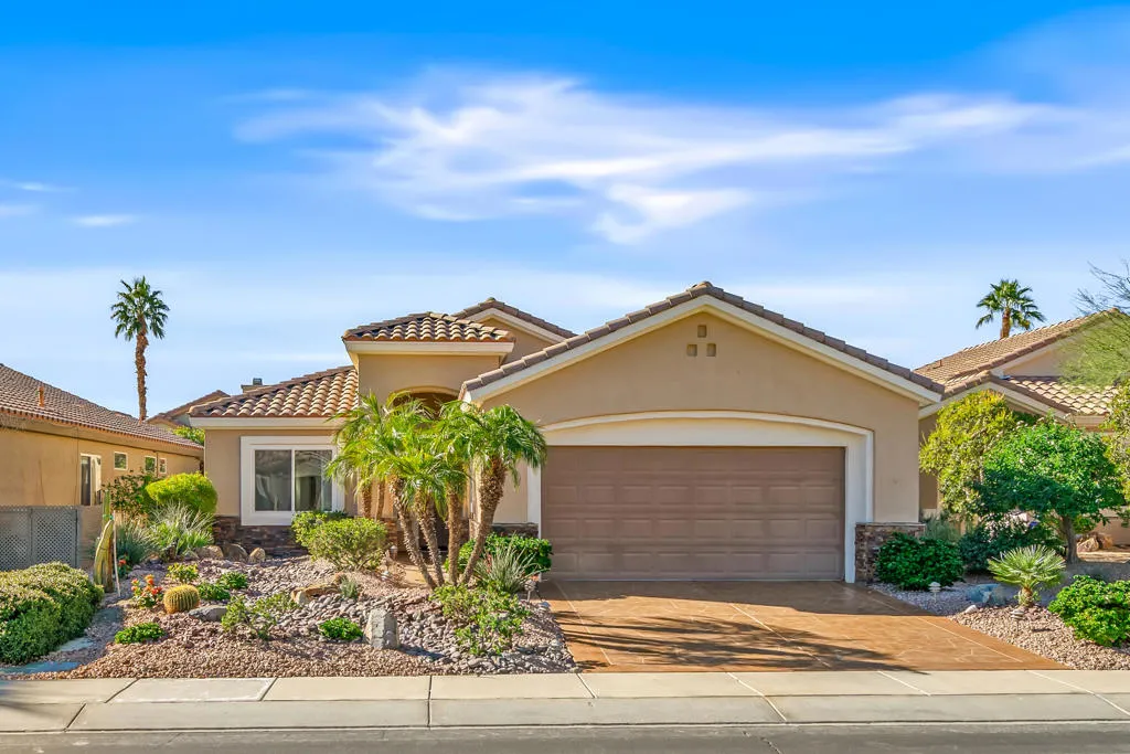 35401 Staccato Street, Palm Desert, California 92211 home-pic-0