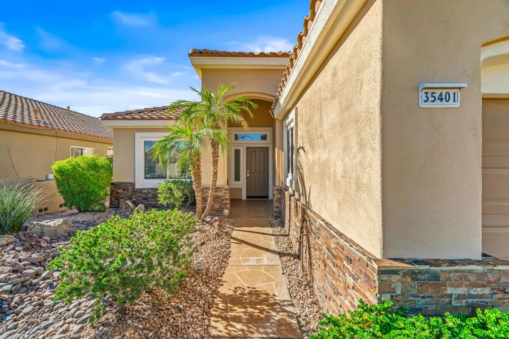 35401 Staccato Street, Palm Desert, California 92211 home-pic-5