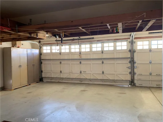 3 Car Garage