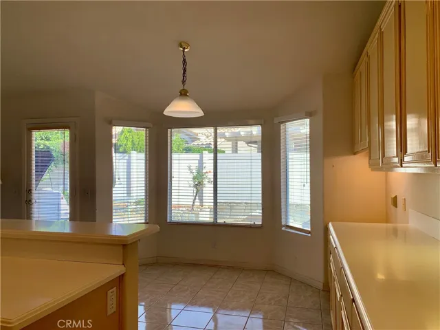 Kitchen/Eating Area