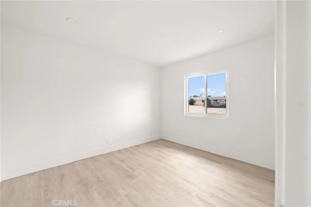15512 Pahute, Victorville, California 92395 home-pic-11