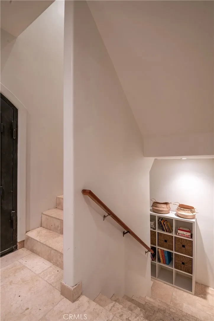 26616 Ocean View Drive, Malibu, California 90265 home-pic-69