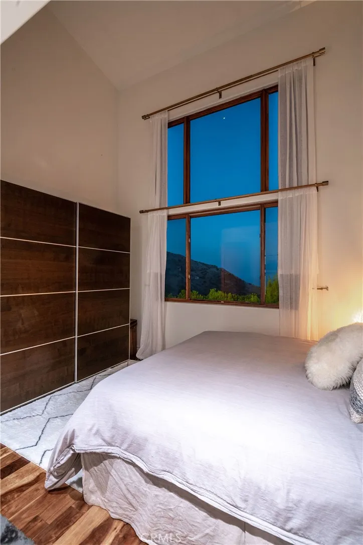 26616 Ocean View Drive, Malibu, California 90265 home-pic-67