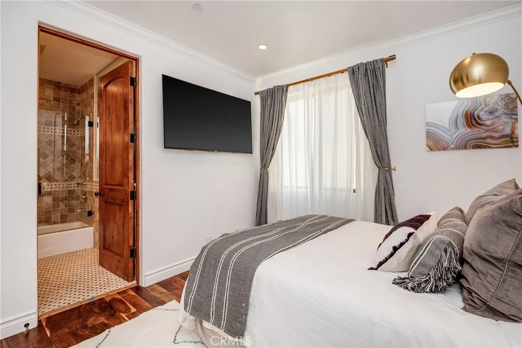26616 Ocean View Drive, Malibu, California 90265 home-pic-23