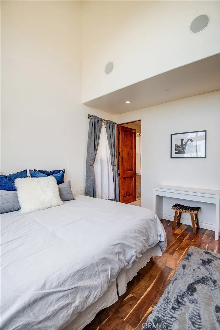 26616 Ocean View Drive, Malibu, California 90265 home-pic-28