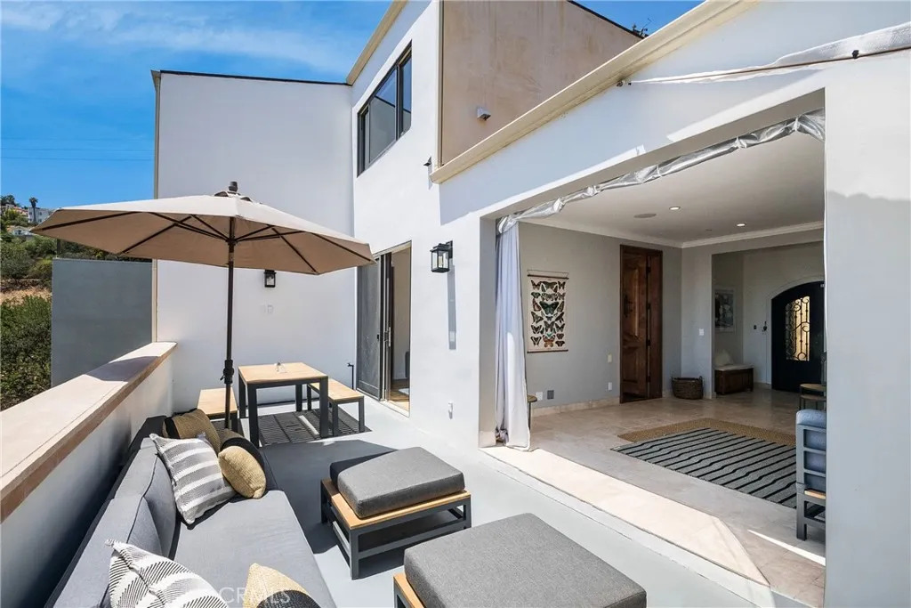 26616 Ocean View Drive, Malibu, California 90265 home-pic-9