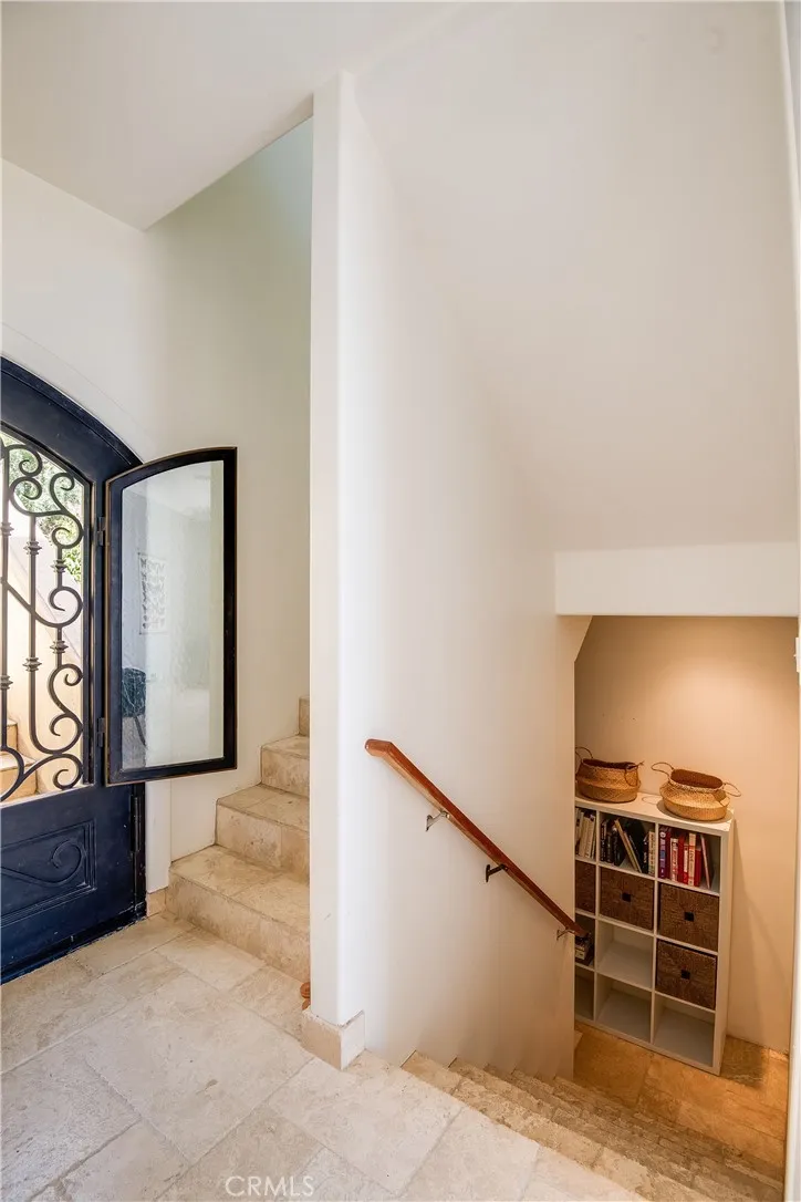 26616 Ocean View Drive, Malibu, California 90265 home-pic-33