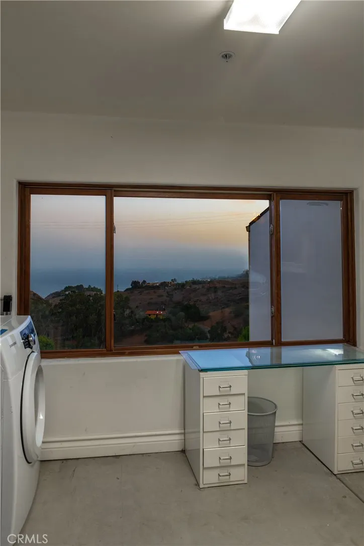 26616 Ocean View Drive, Malibu, California 90265 home-pic-47