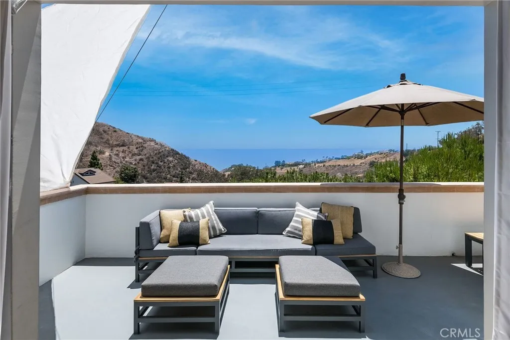26616 Ocean View Drive, Malibu, California 90265 home-pic-5