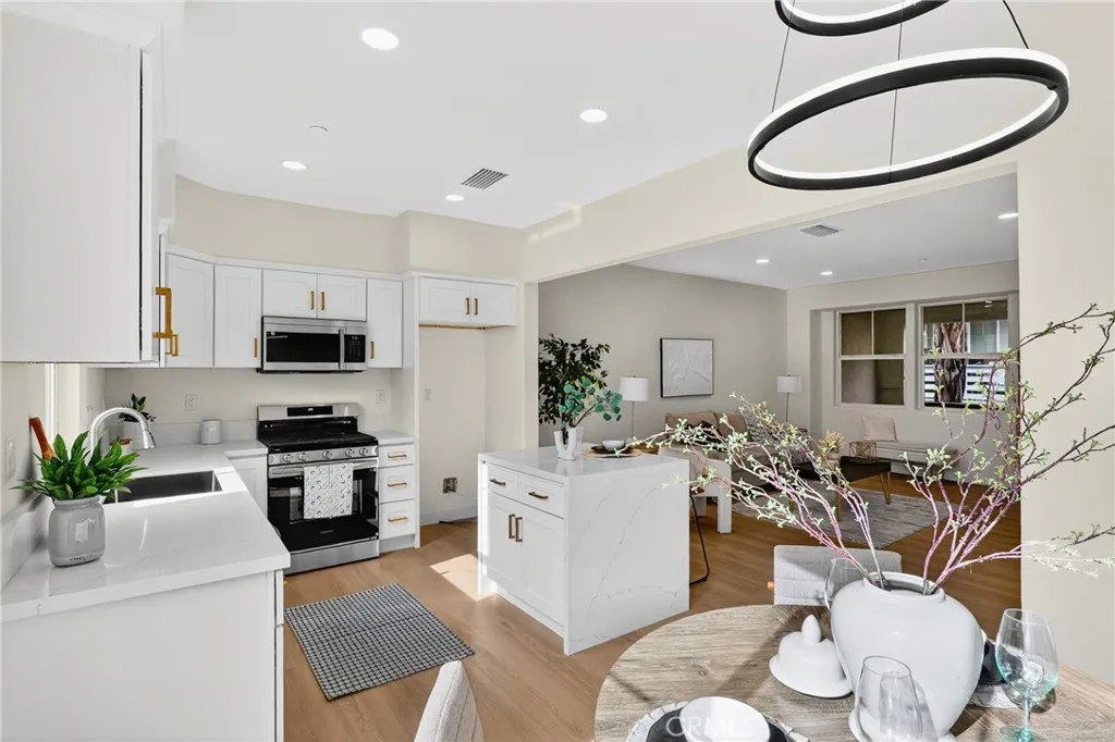1960 Annandale Way, Pomona, California 91767 home-pic-0