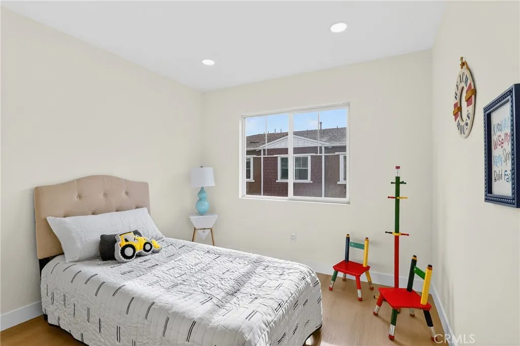 1960 Annandale Way, Pomona, California 91767 home-pic-26