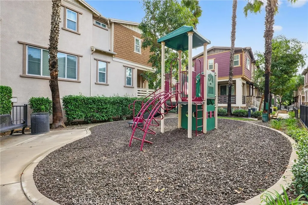 1960 Annandale Way, Pomona, California 91767 home-pic-40