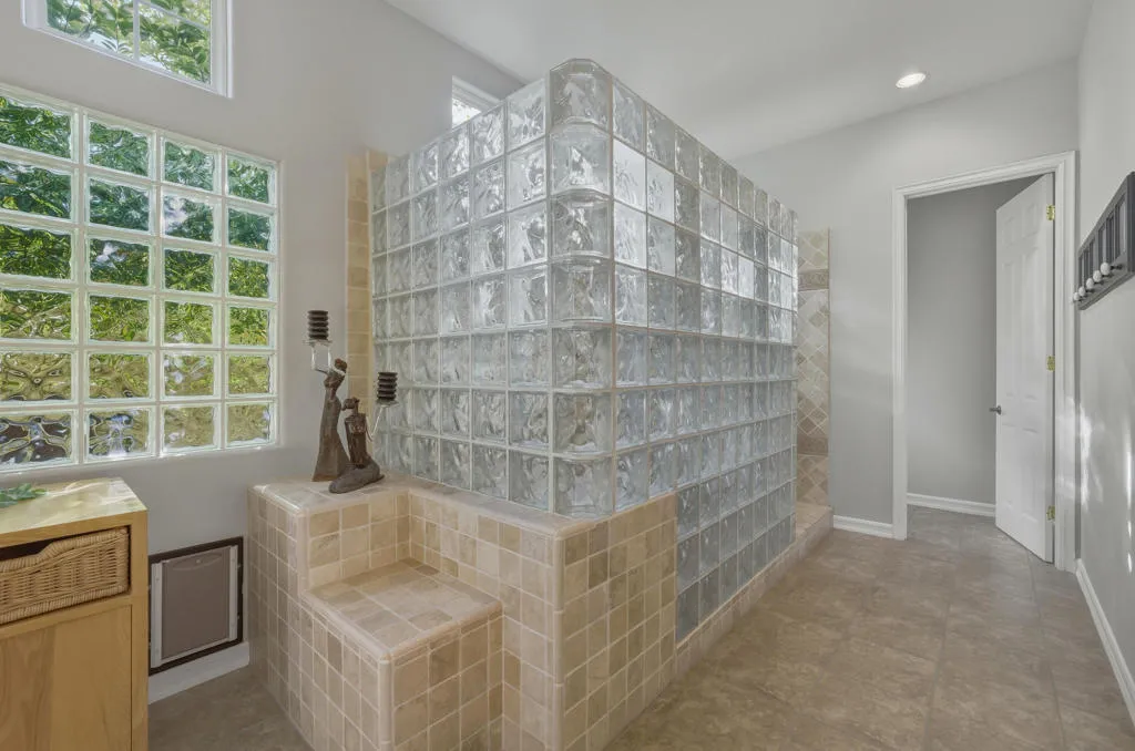 56 Oakmont Drive, Rancho Mirage, California 92270 home-pic-22