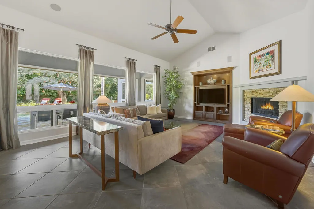 56 Oakmont Drive, Rancho Mirage, California 92270 home-pic-6