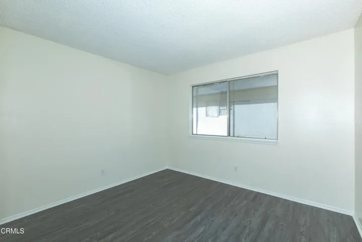 25 1231 Saratoga Ave (Ventura CA)