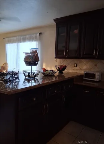 Kitchen Counter between Dining Room