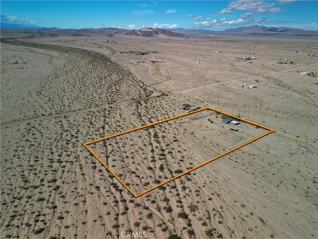 81371 Garden, Twentynine Palms, California 92277 home-pic-25