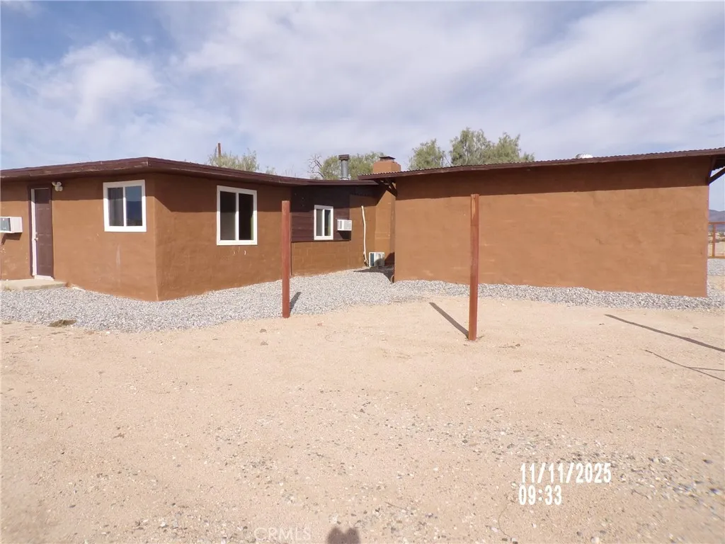 81371 Garden, Twentynine Palms, California 92277 home-pic-5