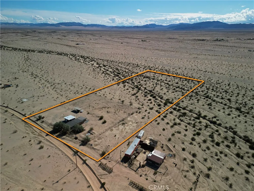 81371 Garden, Twentynine Palms, California 92277 home-pic-33