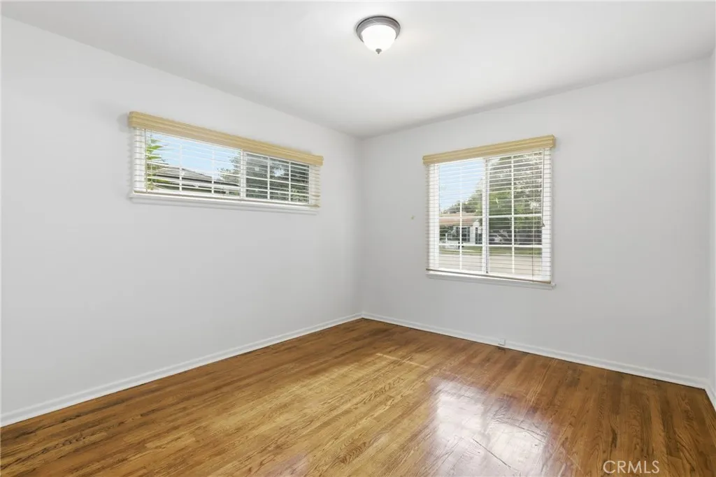 16753 Magnolia, Encino, California 91436 home-pic-8
