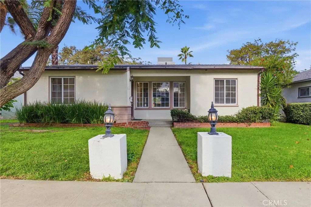 16753 Magnolia, Encino, California 91436 home-pic-0