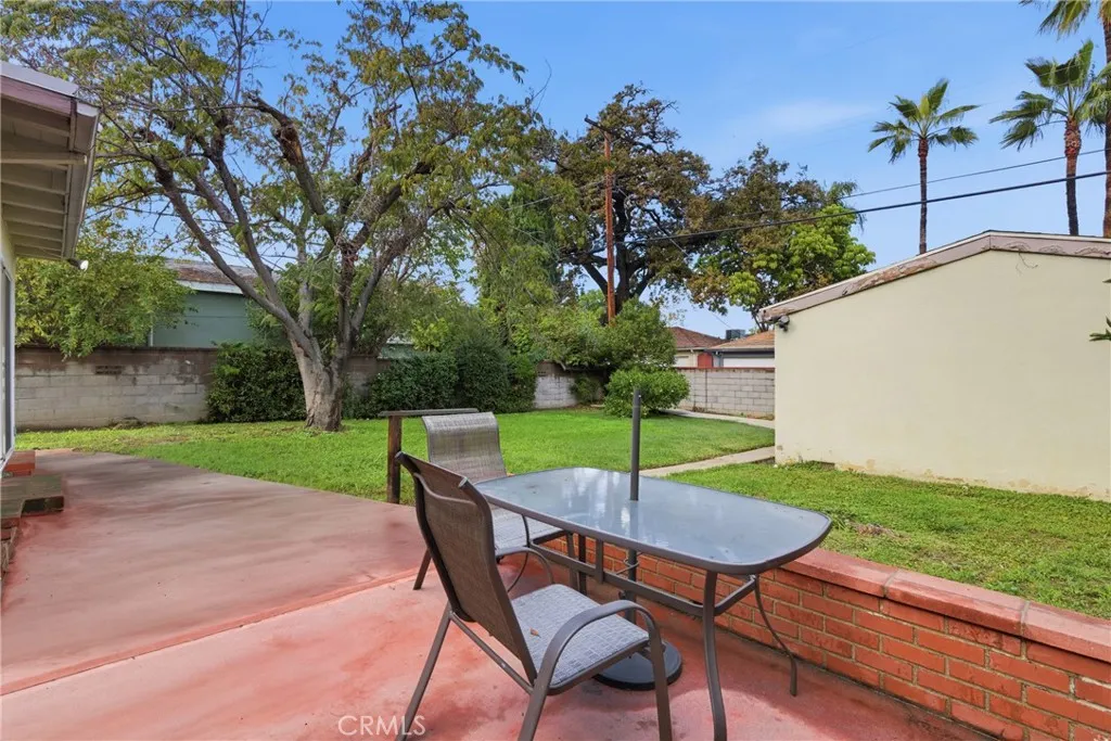 16753 Magnolia, Encino, California 91436 home-pic-18