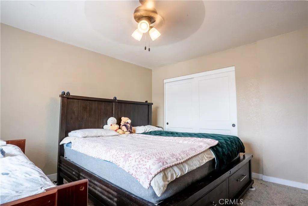 21101 Sitkan Rd, Apple Valley, California 92308 home-pic-3