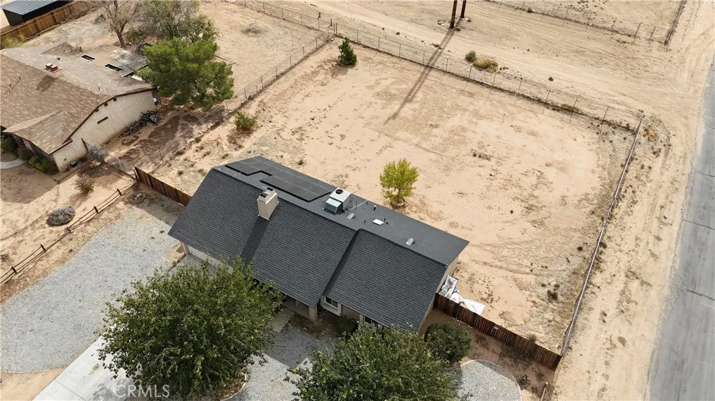 21101 Sitkan Rd, Apple Valley, California 92308 home-pic-9