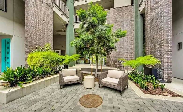 411 29th Street, Oakland, California 94609