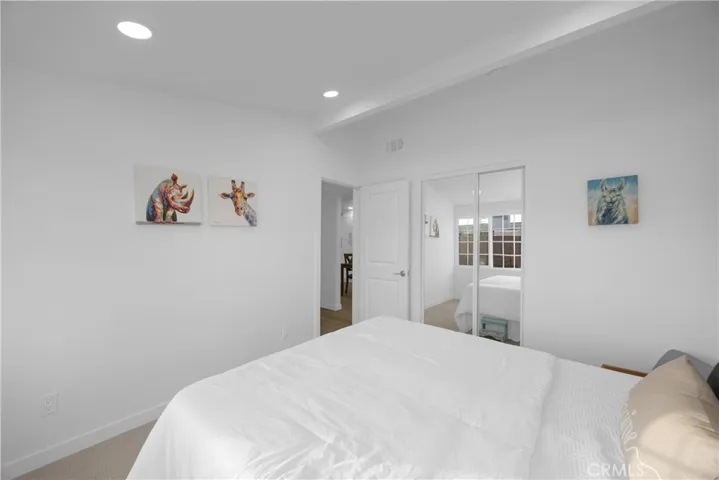 5884 Los Encinos, Buena Park, California 90620