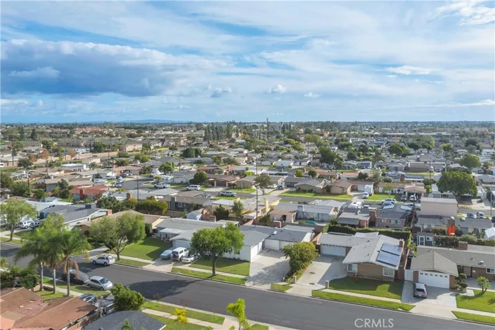 5884 Los Encinos, Buena Park, California 90620
