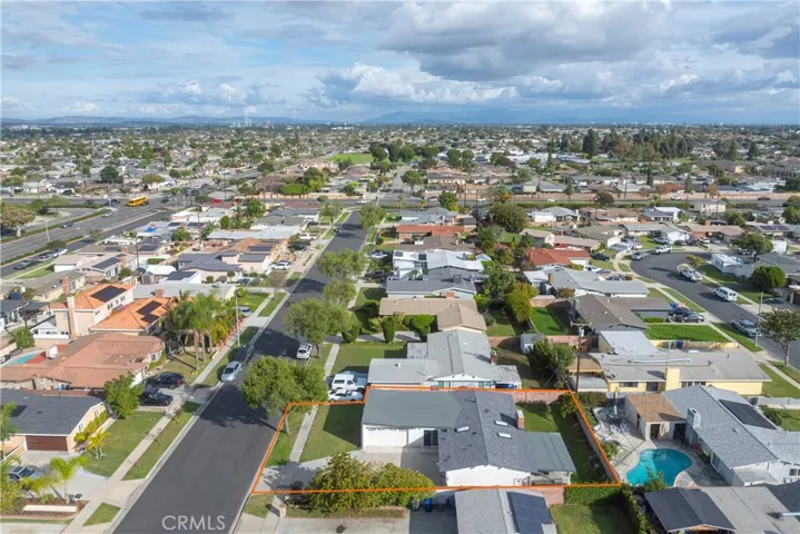 5884 Los Encinos, Buena Park, California 90620