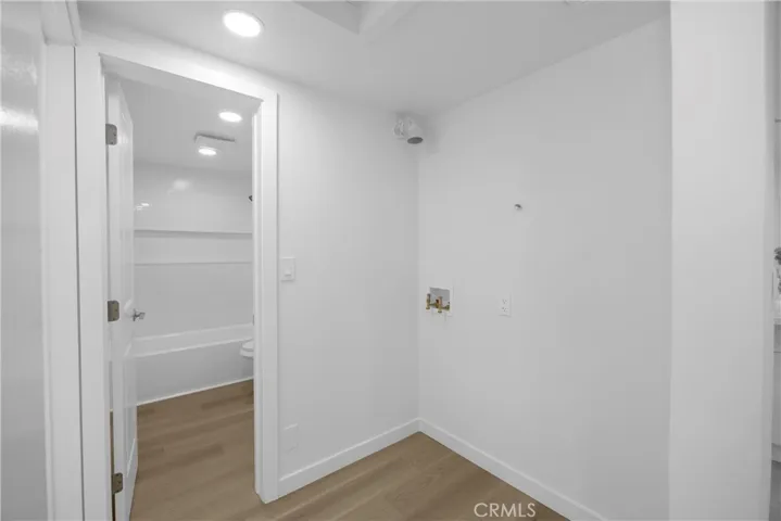 5884 Los Encinos, Buena Park, California 90620