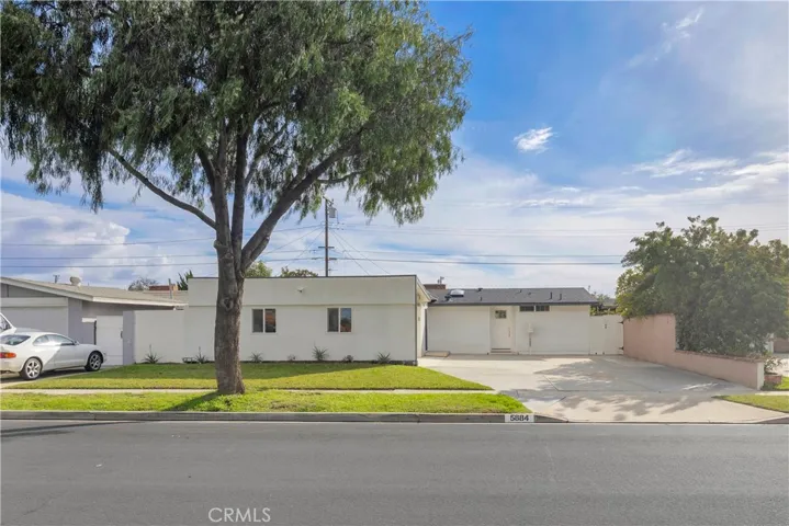 5884 Los Encinos, Buena Park, California 90620