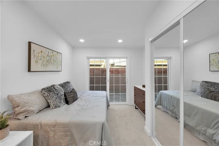 5884 Los Encinos, Buena Park, California 90620