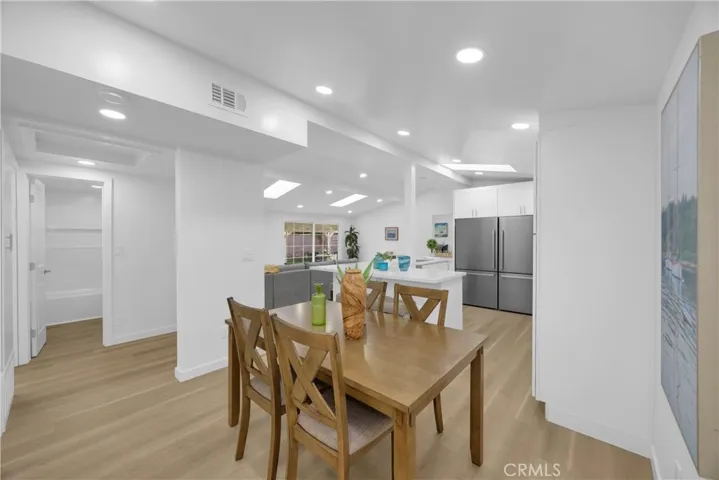 5884 Los Encinos, Buena Park, California 90620