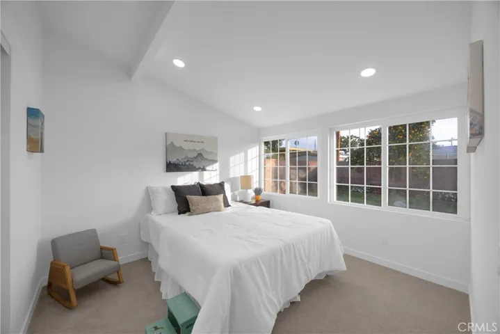 5884 Los Encinos, Buena Park, California 90620
