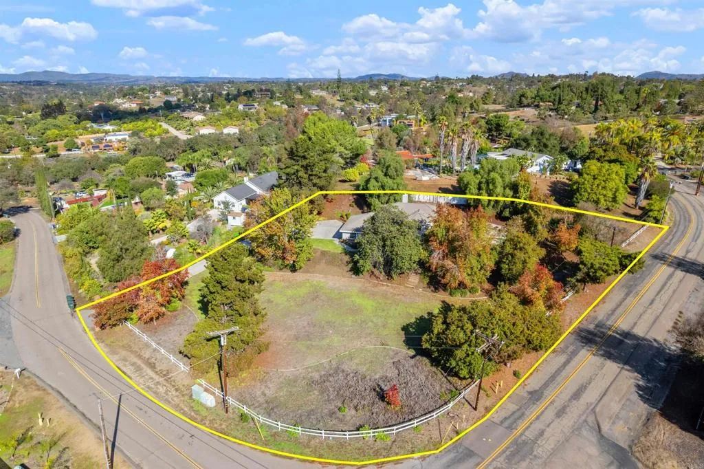 1474 Via Encinos Drive, Fallbrook, California 92028 home-pic-44