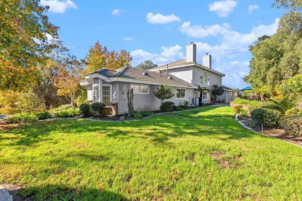 1474 Via Encinos Drive, Fallbrook, California 92028 home-pic-42