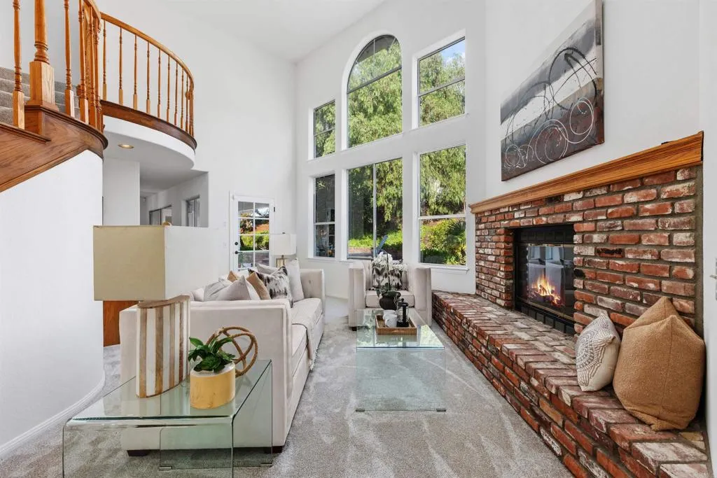 1474 Via Encinos Drive, Fallbrook, California 92028 home-pic-2
