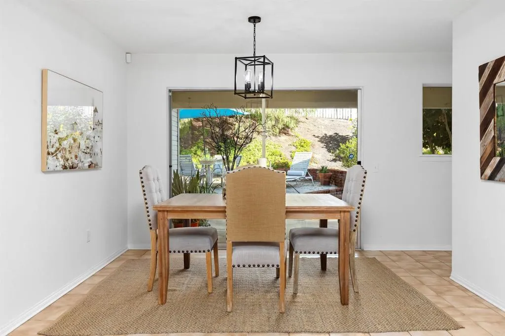 1474 Via Encinos Drive, Fallbrook, California 92028 home-pic-31